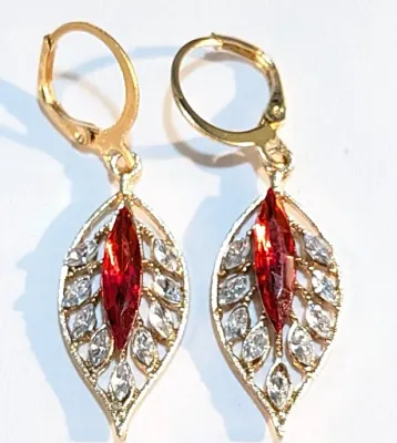 *** NEW ARRIVAL *** Slender RED STONE LEAF JEWELRY SET with NECKLACE (17" L + PENDANT + Gold Colored Delicate Chain/Lobster Clasp) +...