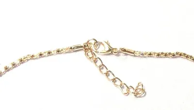 *** NEW ARRIVAL *** Single GREEN TEARDROP STONE JEWELRY SET (NECKLACE (16" L + PENDANT + Clear Stones Surround, Gold Colored...