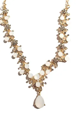*** NEW ARRIVAL *** Opaque "WHITE STONES" JEWELRY SET with Chocker NECKLACE (12" L, Clear Accent Stone Flowers + Gold Tone...