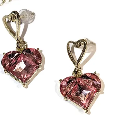Single PINK HEART Beveled STONE JEWELRY SET with NECKLACE (18" L + GOLD Tone Chain/Lobster Clasp) and MATCHING EARRINGS with STUD...