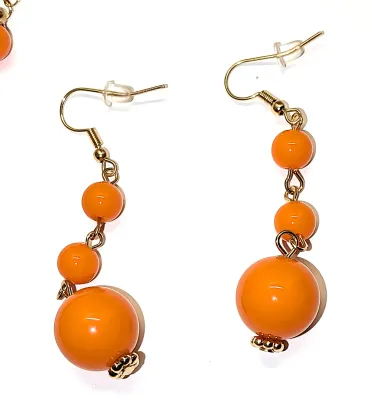 ORANGE GLOBES JEWELRY SET with CHOKER NECKLACE (14" L+ Gold Tone Lobster Clasp) and MATCHING EARRINGS with Wire Hook Clasp