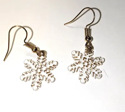 WHITE SNOWFLAKE JEWELRY SET with Gold Tone Chain NECKLACE (17" L + Lobster Clasp) and MATCHING EARRINGS with Wire Hook Clasp