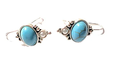 **NEW ARRIVAL** BLUE Crackled TURQUISE EARRINGS with Faux Pearl Accents on a Silver Tone Setting and Stud Post Clasp