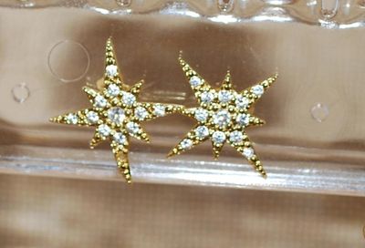 8 Pointed Star with Round Stone Earrings Set (¾") with Stud Style Clasp