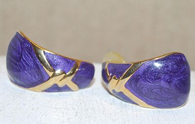 VINTAGE Blue & Gold Colored Curved Earrings Set (1") with 2 DIFFERENT Stud Style Clasps