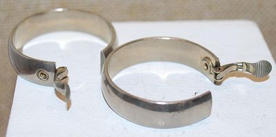 VINTAGE 1950's Silver Over Brass Hoop Style Earrings (1" Circ.) with HINGED Snap Clasp