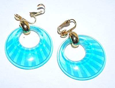 Blue Striped Circle Acrylic EARRINGS (1½" Diam.) Set with a Spring Leverback SNAP Clasp