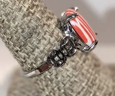 **NEW ARRIVAL** Size 9½ RED & WHITE "Striped" Oval Cabochon 4-Prong Stone RING with a "Square in a Circle" Band...