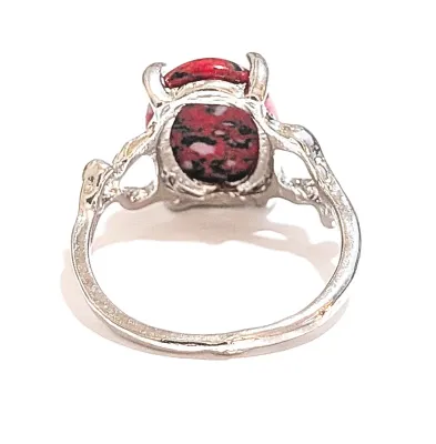 **NEW ARRIVAL** Size 7½ RED, PINK & BLACK "Speckled" Oval Cabochon 4-Prong Stone RING with Up/Down Band "KNOBS"...