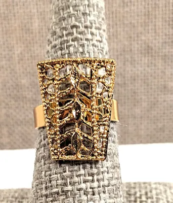 **NEW ARRIVAL** Size 7½ Lightweight Gold Colored "GRILL" RING with ADJUSTABLE SPLIT Gold Tone Band (2.2g)