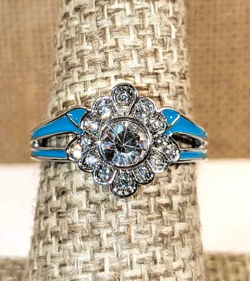 **New Arrival** Size 6½ Clear Round Main Stone RING with Enameled Blue/Green Split Sides & Accent Stones Surround on a Silver Tone...