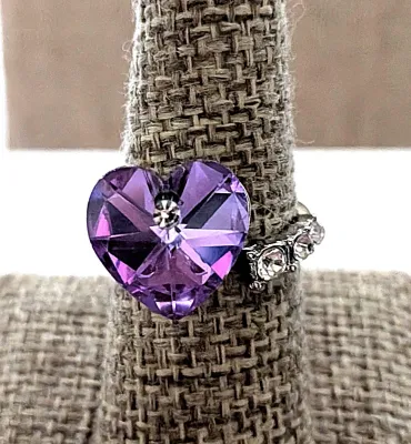 Size 7 Iridescent Glass Stone Lavender HEART RING with 1 Side Clear Accent Stones + Small Stone-on-Stone Inlay on a Silver Tone Setting...