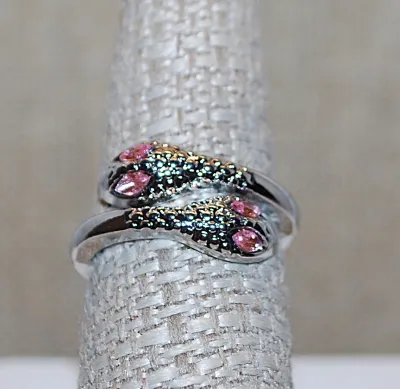 Size 8 Double Headed SNAKE RING with PINK EYES + Dimpled Head and Neck on a Silver Tone Band (3.4g)