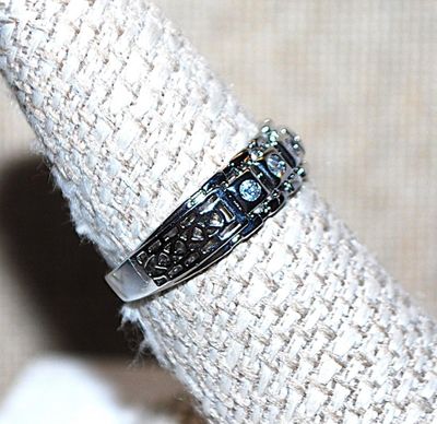 Size 7¼ Marked .925 Half Infinity RING with Row of 5 Clear Stones & Half Hollowed Silver Band (2.5g)