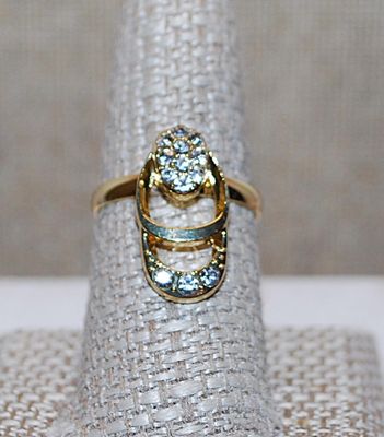 Size 8½ Double Long Loops RING with Clear Stones Accents with a SPLIT BAND and Gold Tone Setting (3.0g)