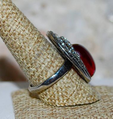 Size 10 Large Bright Red Party RING with Oval Clear Glass Stone and Bejeweled Layered Surrounds on a Silver Tone Setting (11.2g)