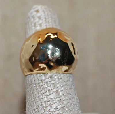 Size 7 Gold Tone "Chunky" No Stones RING with a Hammered Gold Colored SPLIT BAND (10.5g)