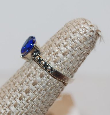 Size 6 Royal Blue Single Heart Stone Ring with Half Sphere Accents (2.0g)