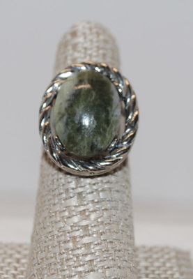 Size 7 GRAY & GREEN AGATE GEMSTONE Ring on OPEN Band Ring (10.0g)