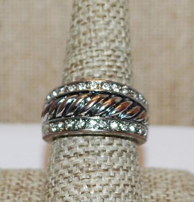 Size 9 Two-Tone Rose Gold & Silver Tone RING with Half Infinity Clear Stones Rows and Light "Copper" Band (10.0g)