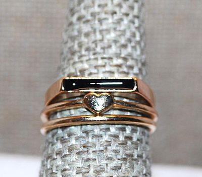 Size 7½ Collection of 3 RINGS -All Gold Tone; Small Heart; Black Enamel Stripe & No Stones Simple (3.5g)