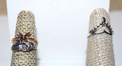 Size 5½-5¾ Collection of 3 RINGS -1 Gold Tone Butterfly; 2 Silver Tone Flower and Crown (3.8g)