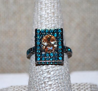 Size 9 Marked .925 Interesting "CHAMPAGNE on AQUAMARINE" Rectangle "Panel" of Stones RING with Large Oval Center...