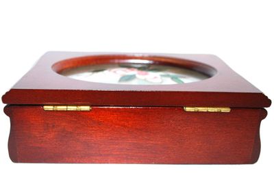 Scalloped Edge Lacquered Wooden JEWELRY BOX with Oval Glass Enameled Styled Flower Design + White Interior 6" x 4" x 2"