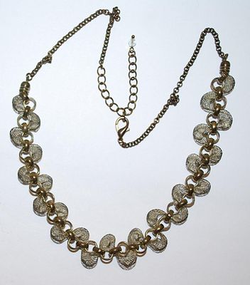 ***NEW SALE PRICE*** Interesting Continuous WIRE NETTING STRAND NECKLACE Holding Clear Prism Beads with "Brass" Tone Spacers,...