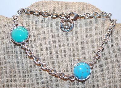 Vintage "TRIFARI" BRAND Faux Turquoise Silver Tone Necklace on a Silver Tone Chain 32" L