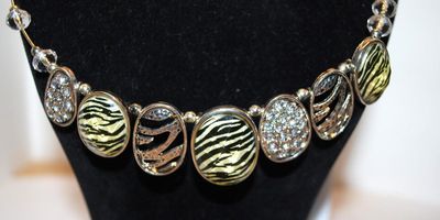 Stiff Wired JEWELED & TIGER STYLE NECKLACE with Oblong Disks on a Silver Tone Band 5" Diameter ADJUSTABLE
