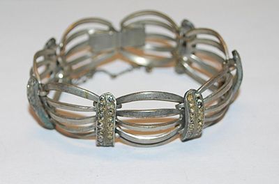 VINTAGE Metal Open Silver Tone Panels BRACELET (2" Opening) with Vertical Bejeweled Bars and Snap-In Style Closure