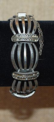 VINTAGE Metal Open Silver Tone Panels BRACELET (2" Opening) with Vertical Bejeweled Bars and Snap-In Style Closure