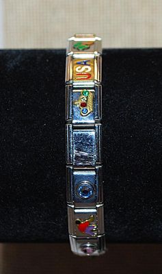 Bejeweled Segmented Elastic BRACELET (2¼" Opening) with Charms-Style Panels of "Mom, Friend, USA, Etc.