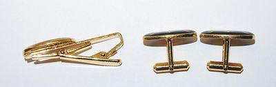 Matching Oval Japanese-Style 3-Star Crown "Gold-on-Black" CUFFLINKS & CLASP SET