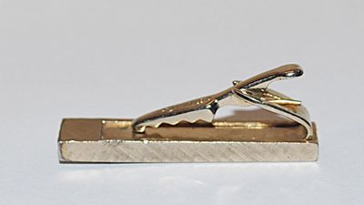 Vintage-Style Marquise-Cut RED Stone TIE CLASP (1½" L) in Brushed Light-Colored Gold Tone