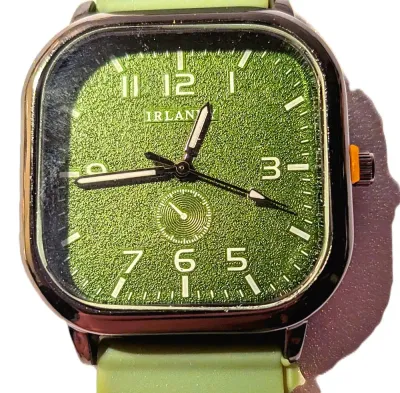 Sale Photo Thumbnail #409: "SQUARE GREEN" WATCH with BAND: (GREEN / Rubber 9") DIAL: (1¼" Luminescent Hands, Black Surround, SQUARE)  BRAND: (IRLANDY)  BATTERY: Button 20 mm  *EXTRA BATTERY INCL.*
ALL ITEMS SHIPPED FREE