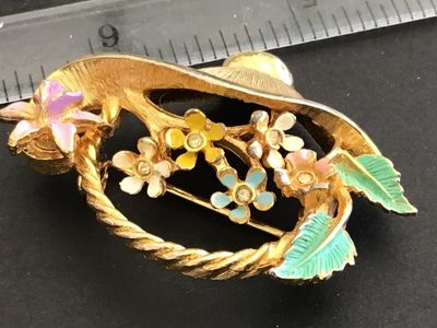 Vintage Floral Basket Brooch