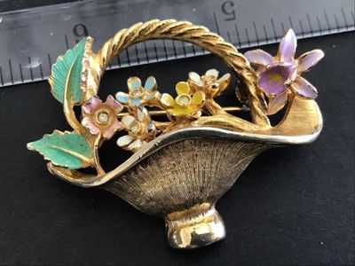 Vintage Floral Basket Brooch