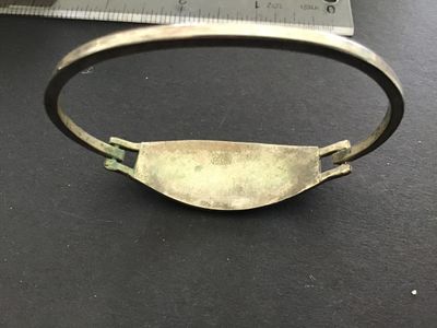Alpaca Mexico Shell inlay Hinged Bracelet