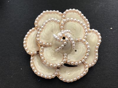 Enamel Faux Pearl Fashion Brooch