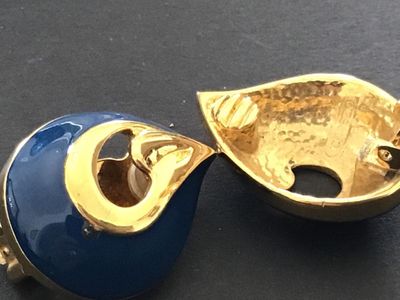 Capezio Vintage Signed Earrings