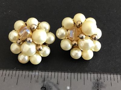 Vintage Japan Clip on Earrings