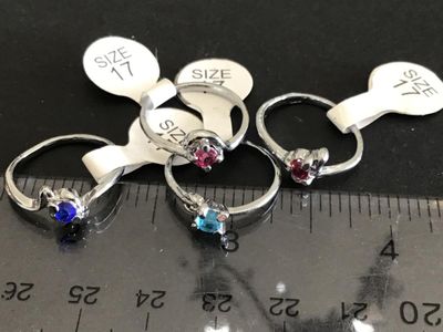 Lot of 4 New Rhinestone Fashion Rings