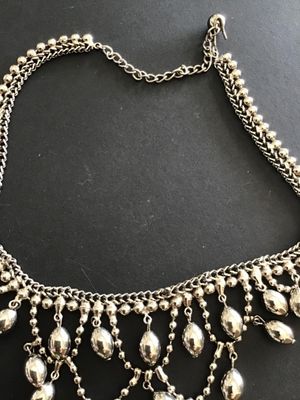 Beautiful Silver Tone Fashion Statement Necklace