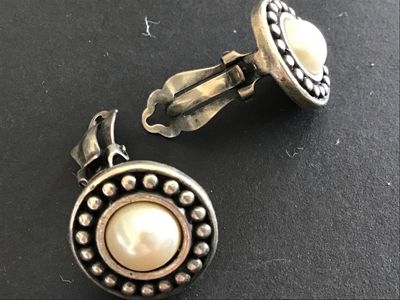 Vintage Clip on Earrings