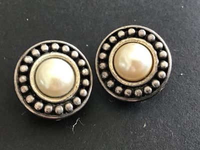 Vintage Clip on Earrings