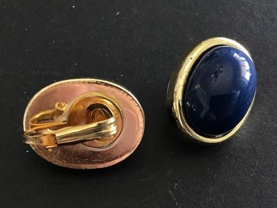 Vintage Clip on Earrings