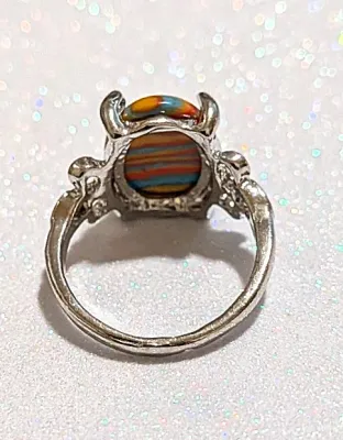 **NEW ARRIVAL** Size 5¼ ORANGE, YELLOW & BLUE "Striped" Oval Cabochon 4-Prong Stone RING with a "3 PETALS" Band...