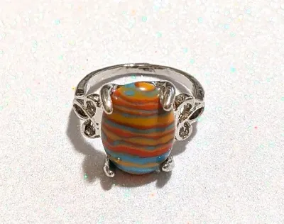 **NEW ARRIVAL** Size 5¼ ORANGE, YELLOW & BLUE "Striped" Oval Cabochon 4-Prong Stone RING with a "3 PETALS" Band...